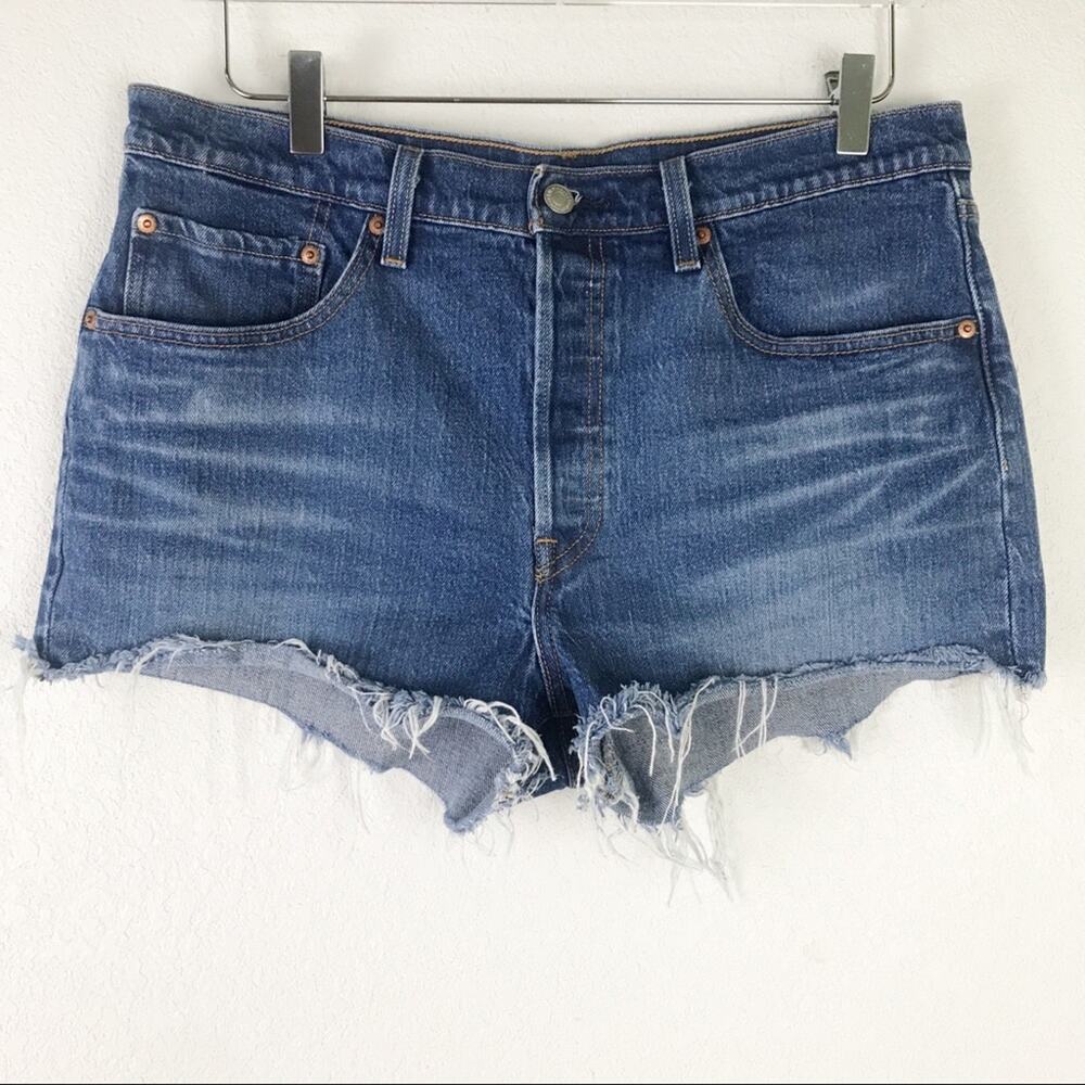 Levi's 501 High Rise Button Fly Distressed Raw Hem Denim Cutoff Cheeky Shorts 31